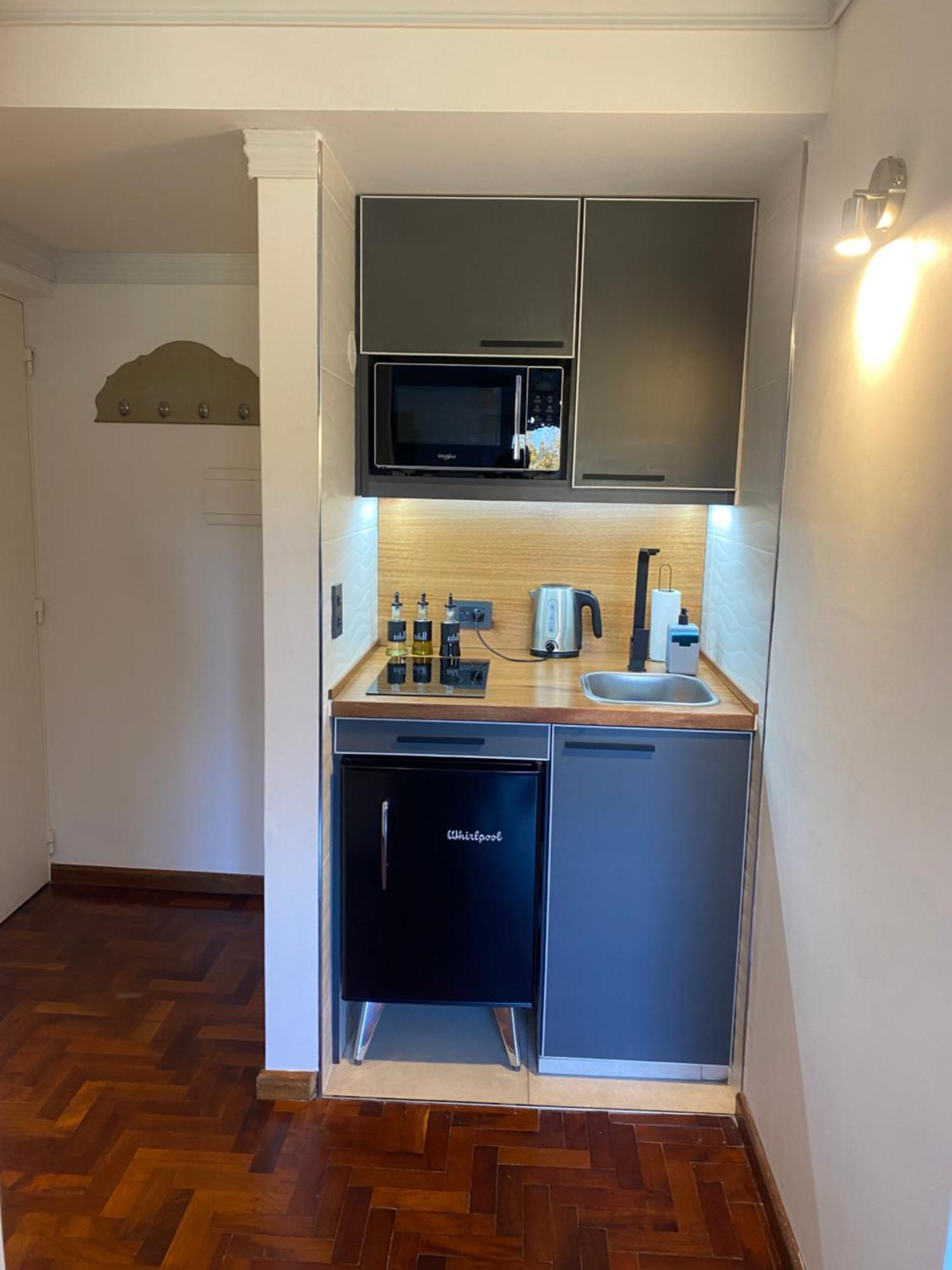 G3 Inn Apartments Мендоса Екстериор снимка
